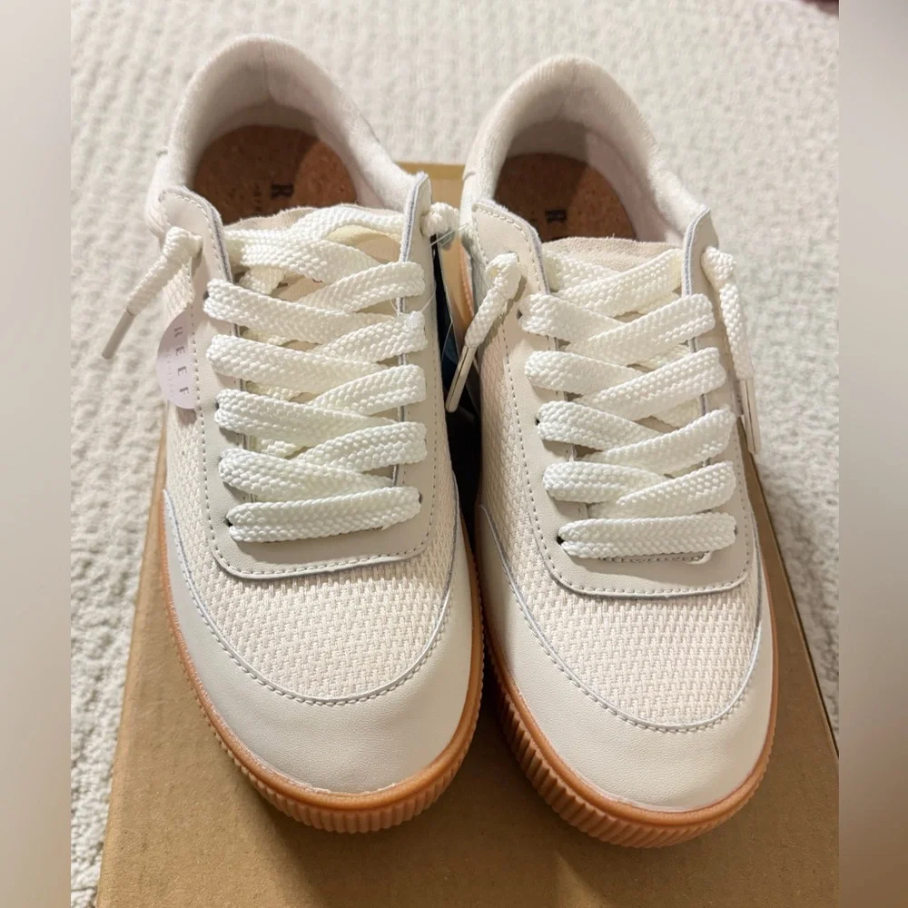 Reef Lay Day Seas Sneaker (Women). No Box - Picture 3 of 11